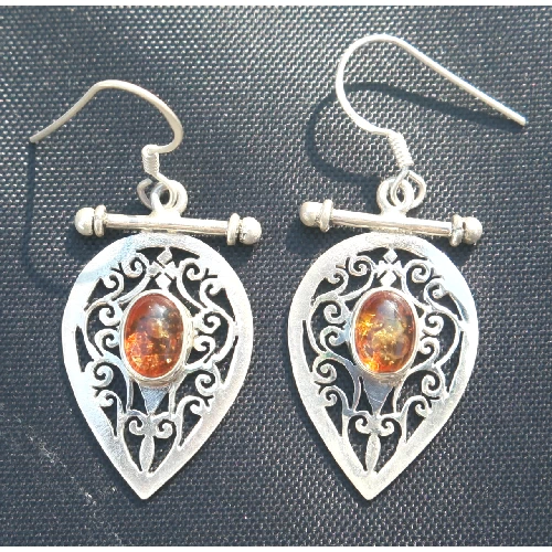 Sterling silver Jali Earring with Amber stone RPe2015A